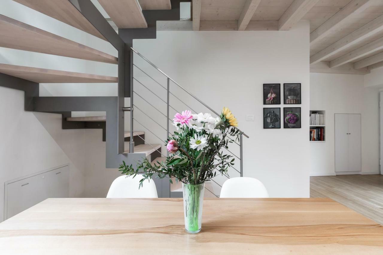Appartamento Rossini By Holiday Solutions โกโม ภายนอก รูปภาพ